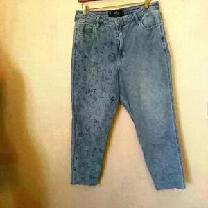 Hollister Rare Womens Mom Jeans 00R Ultra High Rise With Printed Art